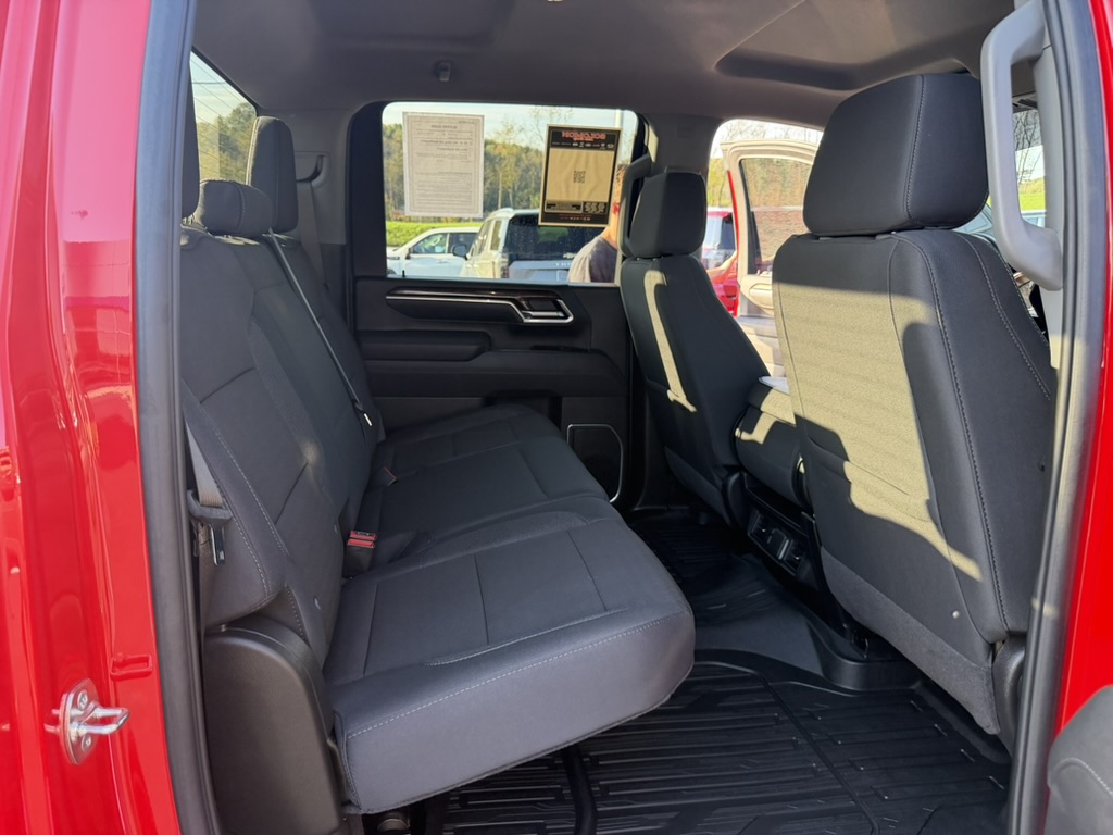 2025 GMC Sierra 2500 HD photo 34 of 34