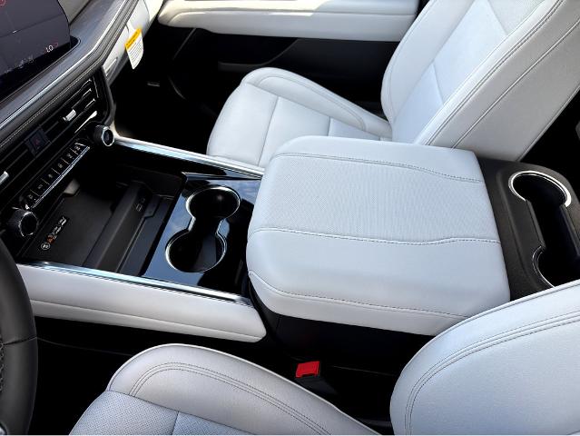 2025 Chevrolet Tahoe Vehicle Photo in BEAUFORT, SC 29906-4218