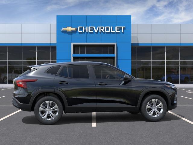 2026 Chevrolet Trax photo 5 of 30