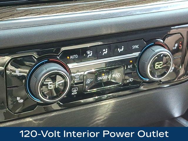 2024 Chevrolet Silverado 1500 Vehicle Photo in DANBURY, CT 06810-5034