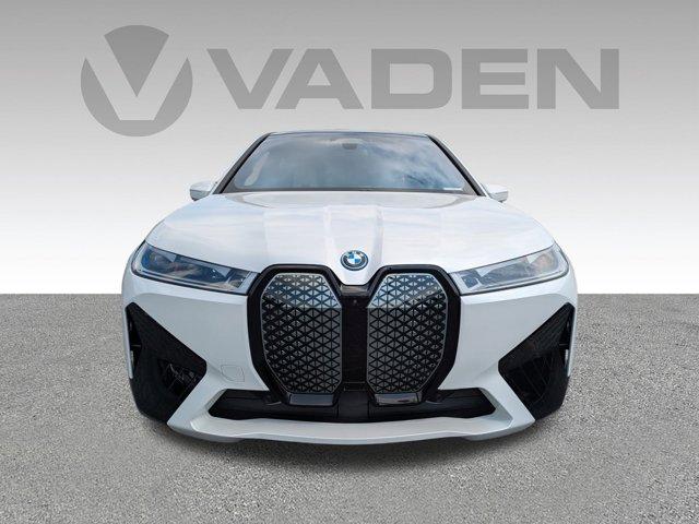 2025 BMW iX Vehicle Photo in BRUNSWICK, GA 31525-1881
