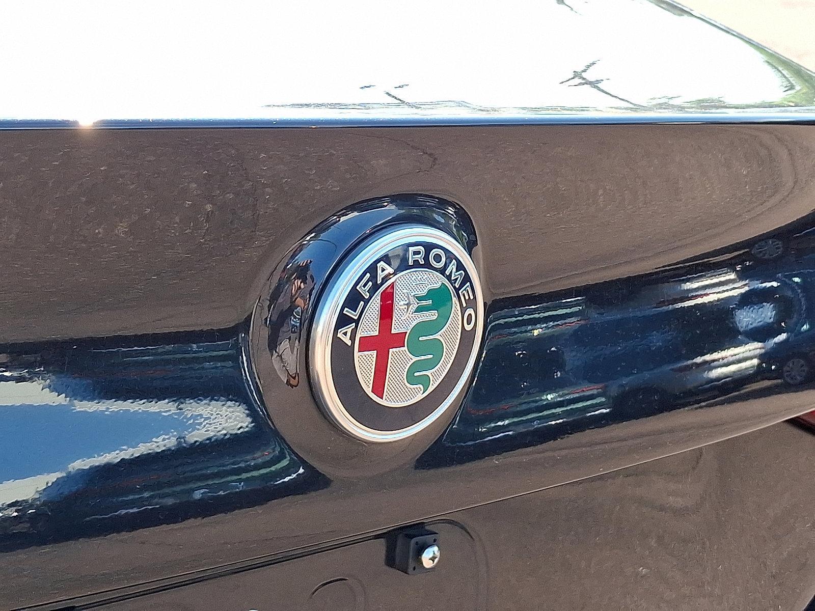 2022 Alfa Romeo Giulia Vehicle Photo in Willow Grove, PA 19090