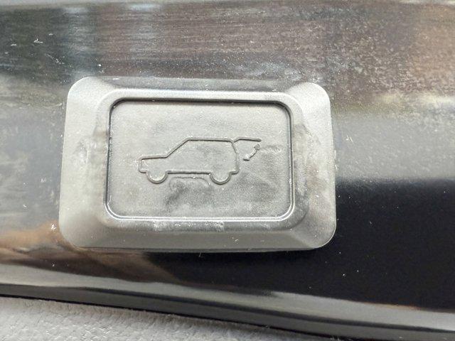 2020 Toyota RAV4 Vehicle Photo in LEOMINSTER, MA 01453-2952
