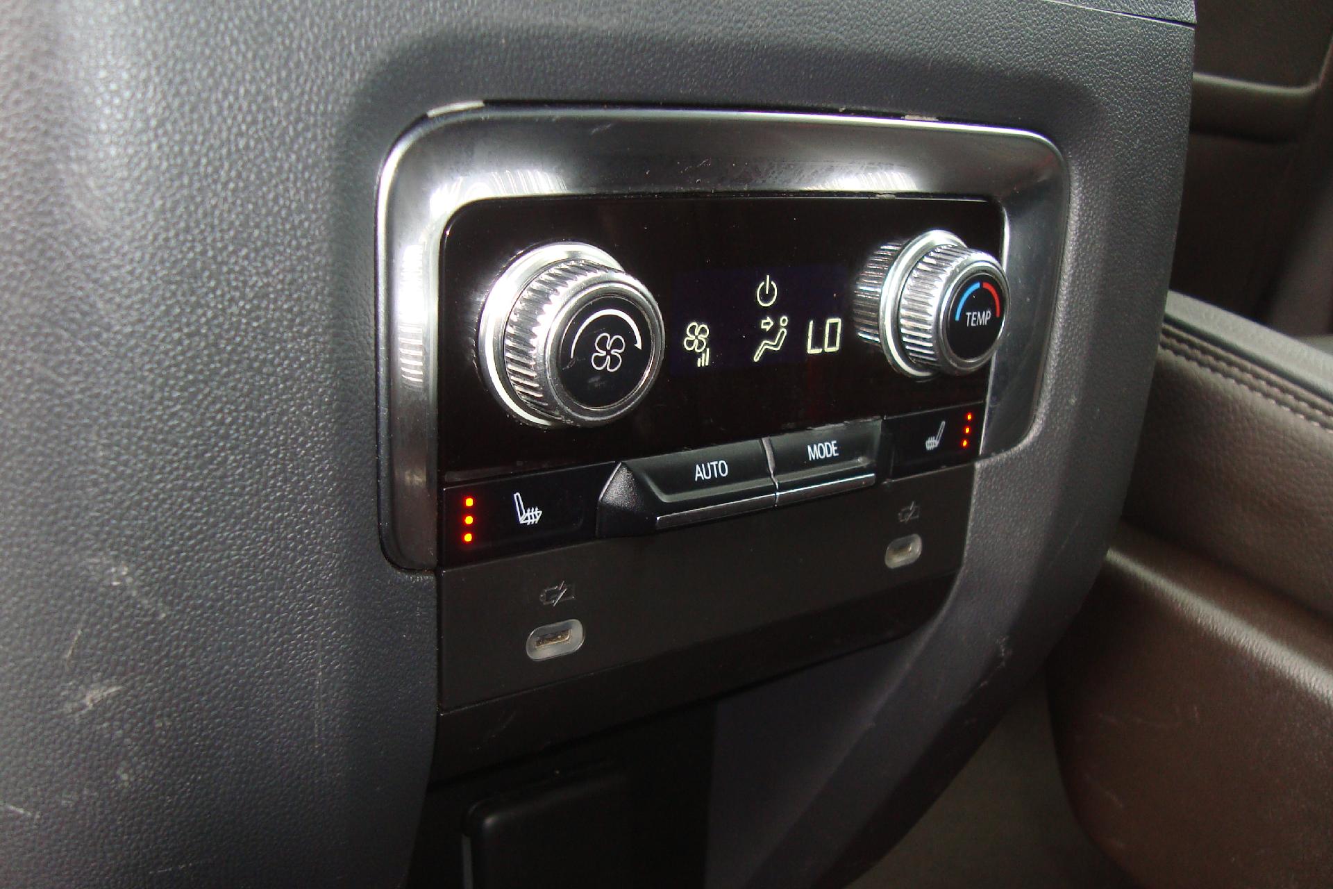 2021 GMC Yukon XL Vehicle Photo in PORTSMOUTH, NH 03801-4196