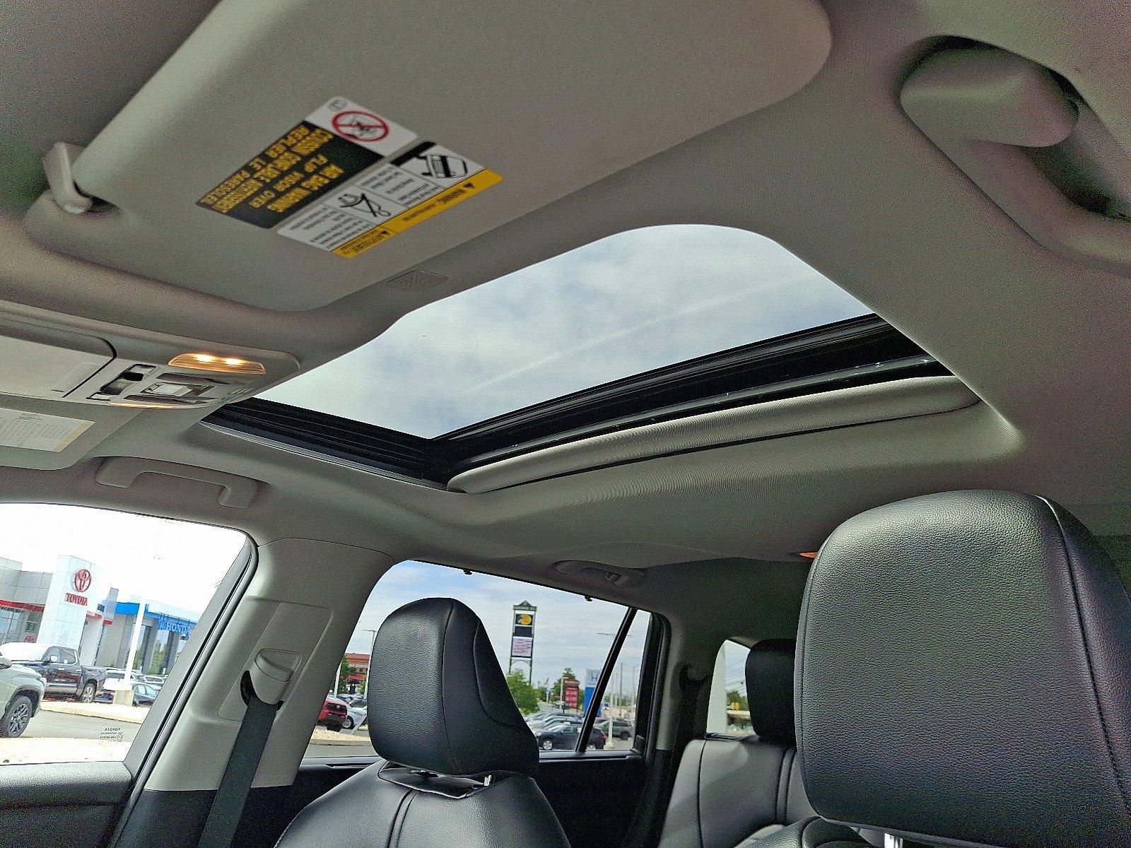 2022 Toyota Highlander Vehicle Photo in Harrisburg, PA 17111