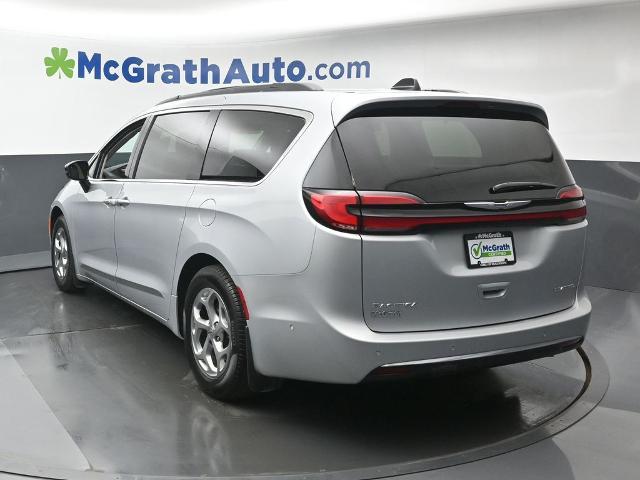 2024 Chrysler Pacifica Vehicle Photo in Cedar Rapids, IA 52402