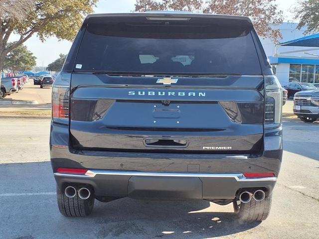 2025 Chevrolet Suburban Vehicle Photo in Denton, TX 76205