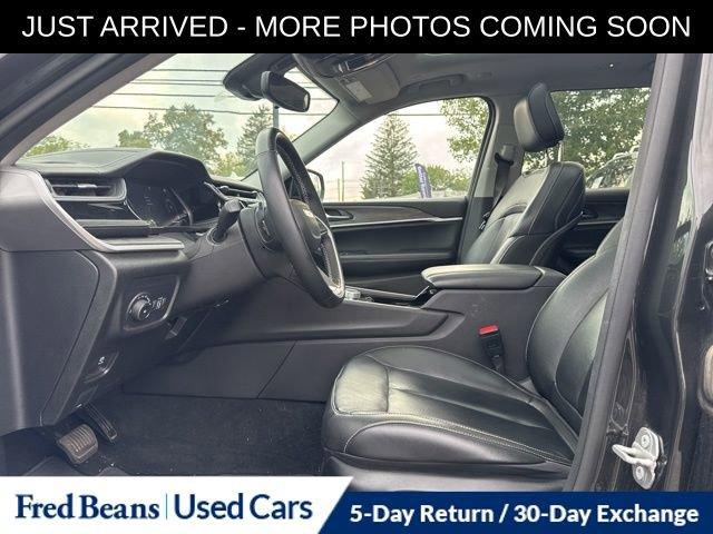 2022 Jeep Grand Cherokee L Vehicle Photo in Flemington, NJ 08822