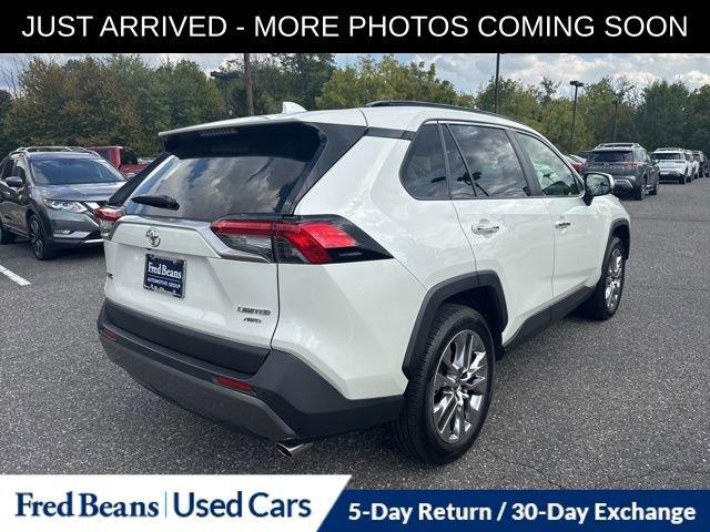 2020 Toyota RAV4 Vehicle Photo in Flemington, NJ 08822