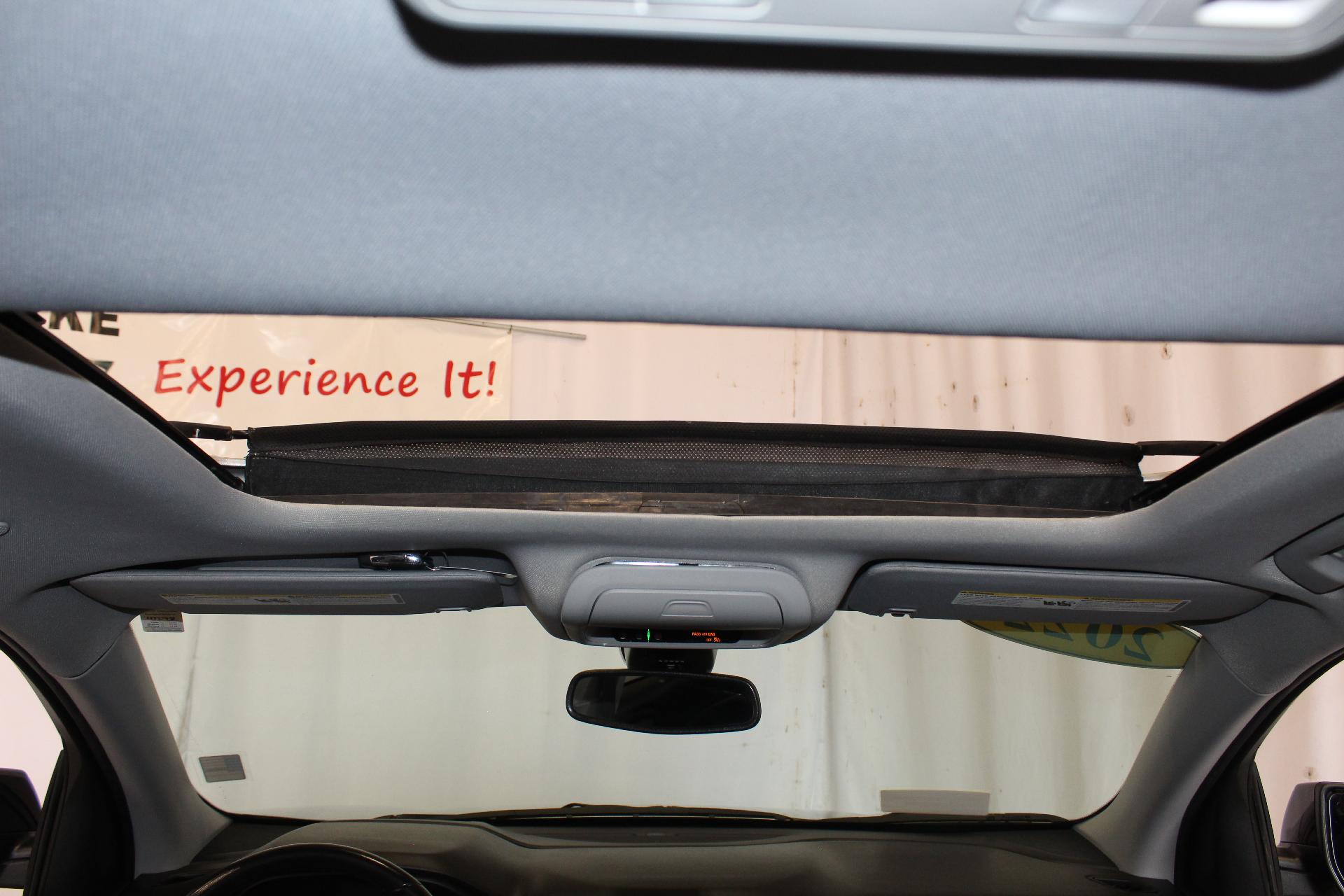 2022 GMC Acadia Vehicle Photo in NORTHAMPTON, MA 01060-1120