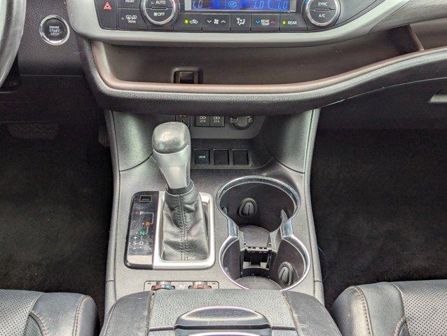2017 Toyota Highlander Vehicle Photo in San Antonio, TX 78230