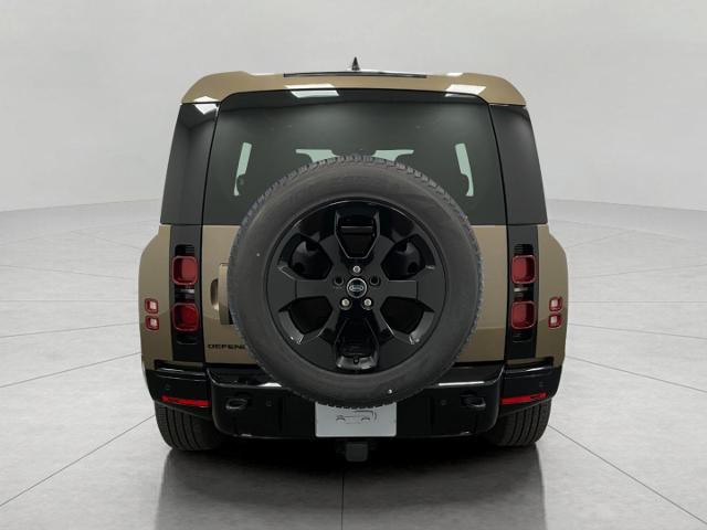 2025 Defender Vehicle Photo in Appleton, WI 54913