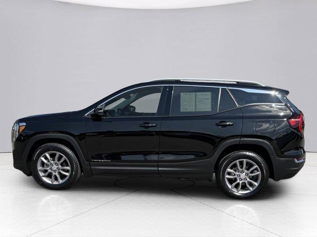 2022 GMC Terrain Vehicle Photo in LEOMINSTER, MA 01453-2952