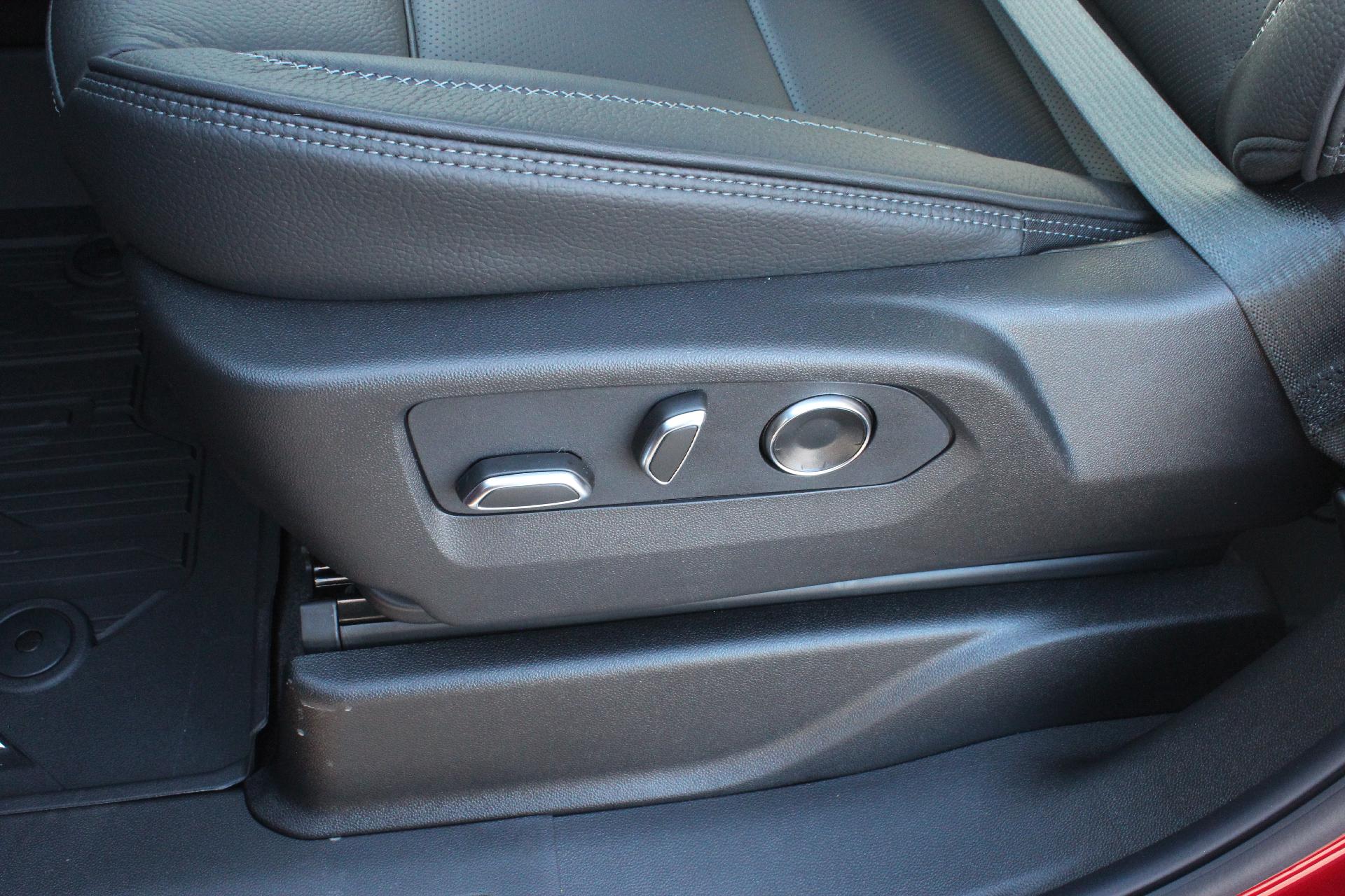 2026 GMC Yukon Vehicle Photo in AURORA, CO 80012-4011