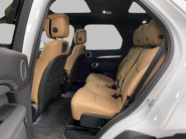 2025 Land Rover Discovery Vehicle Photo in Appleton, WI 54913