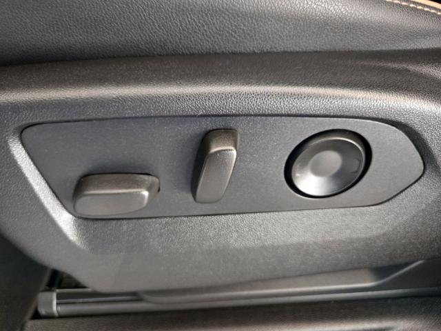 2022 GMC Yukon XL Vehicle Photo in Weatherford, TX 76087