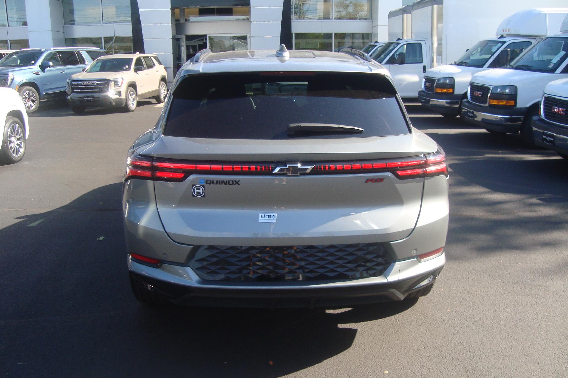 2025 Chevrolet Equinox EV Vehicle Photo in PORTSMOUTH, NH 03801-4196