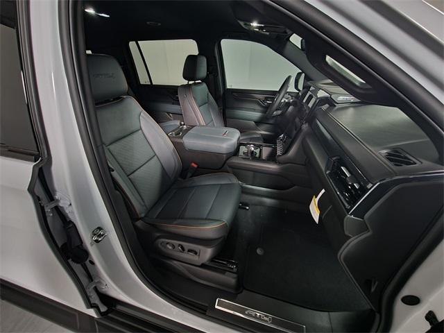 2025 GMC Yukon XL Vehicle Photo in PRESCOTT, AZ 86305-3700