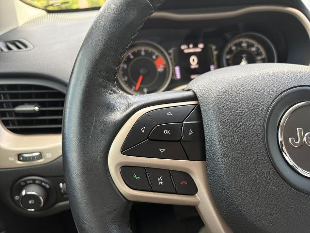 2017 Jeep Cherokee Vehicle Photo in Savannah, GA 31419