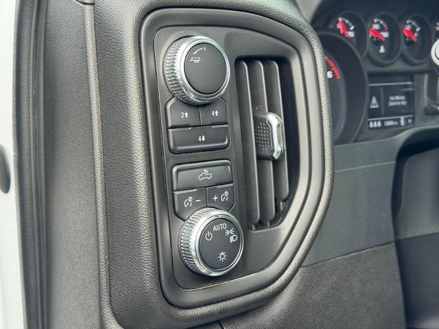 2024 GMC Sierra 2500 HD Vehicle Photo in COLUMBIA, MO 65203-3903