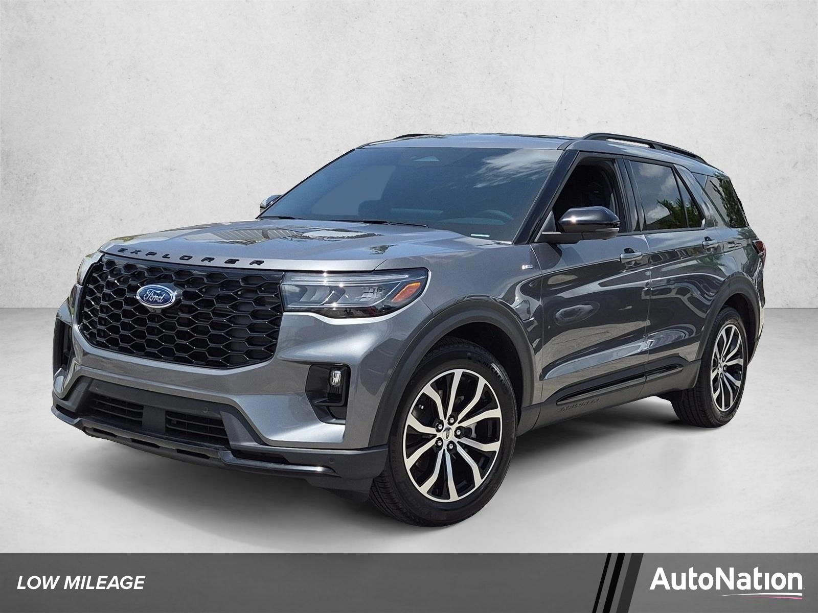 2026 Ford Explorer Vehicle Photo in Miami, FL 33015