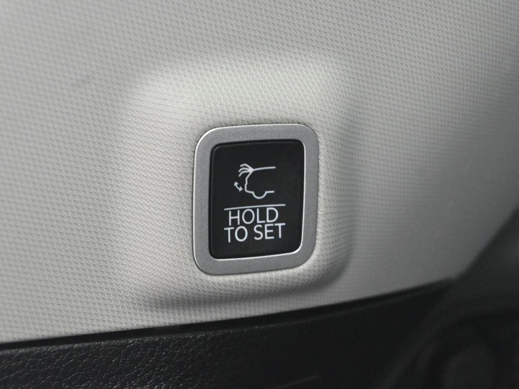 2023 Jeep Grand Cherokee Vehicle Photo in Cedar Rapids, IA 52402