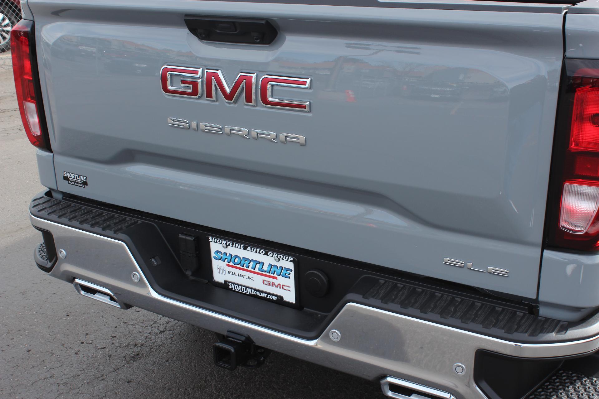 2025 GMC Sierra 1500 Vehicle Photo in AURORA, CO 80012-4011