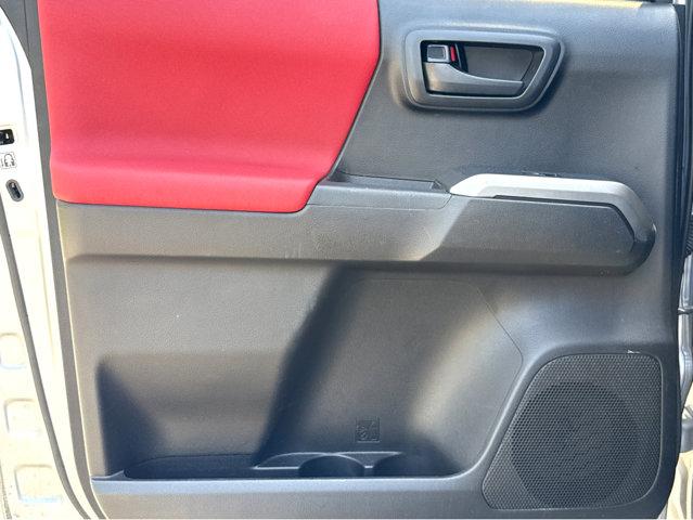 2019 Toyota Tacoma 4WD Vehicle Photo in Hinesville, GA 31313