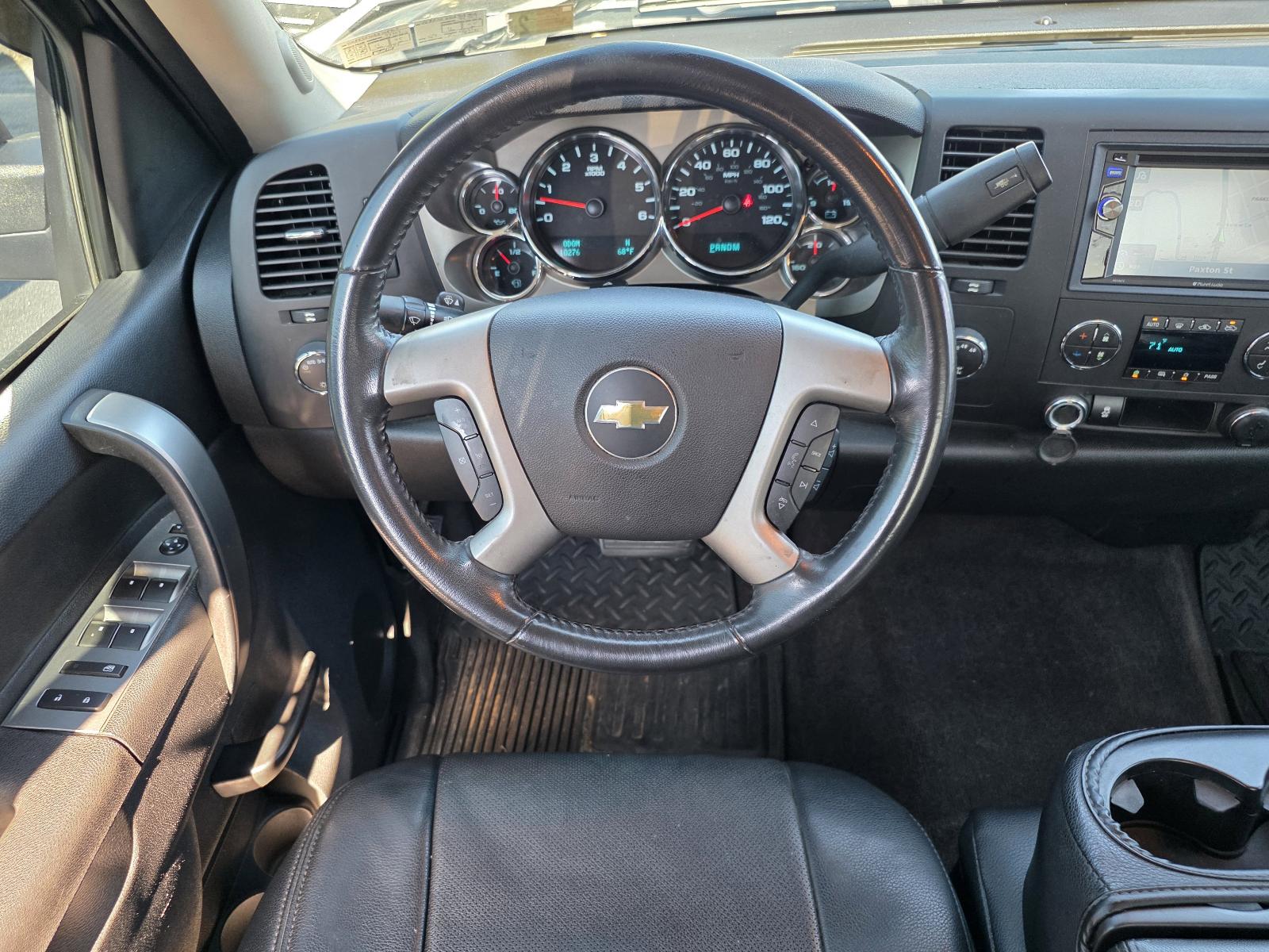 2013 Chevrolet Silverado 1500 Vehicle Photo in Harrisburg, PA 17111