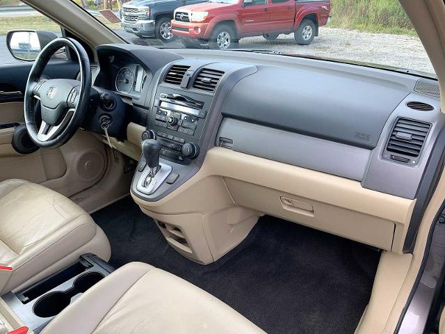 2010 Honda CR-V Vehicle Photo in MOON TOWNSHIP, PA 15108-2571