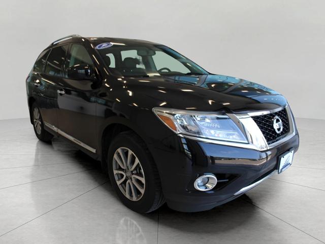 2014 Nissan Pathfinder Vehicle Photo in Neenah, WI 54956