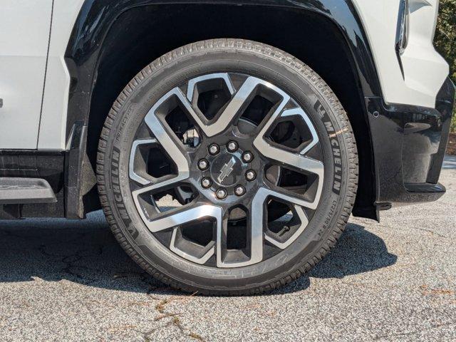 2024 Chevrolet Silverado EV Vehicle Photo in BRUNSWICK, GA 31525-1881