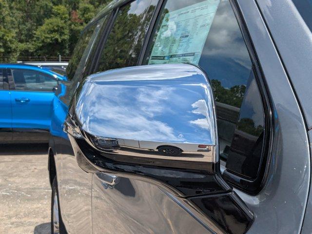 2025 Chevrolet Suburban Vehicle Photo in BRUNSWICK, GA 31525-1881