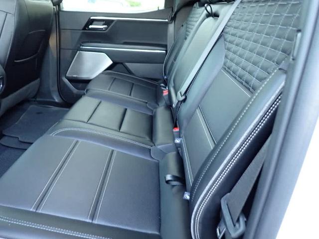2025 GMC Sierra EV Vehicle Photo in ZELIENOPLE, PA 16063-2910