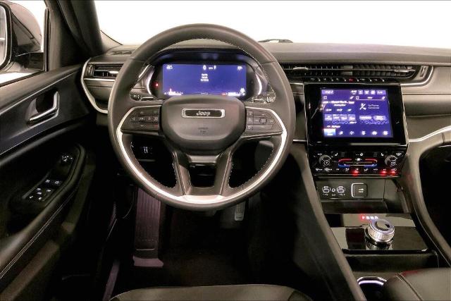 2024 Jeep Grand Cherokee L Vehicle Photo in Kansas City, MO 64114