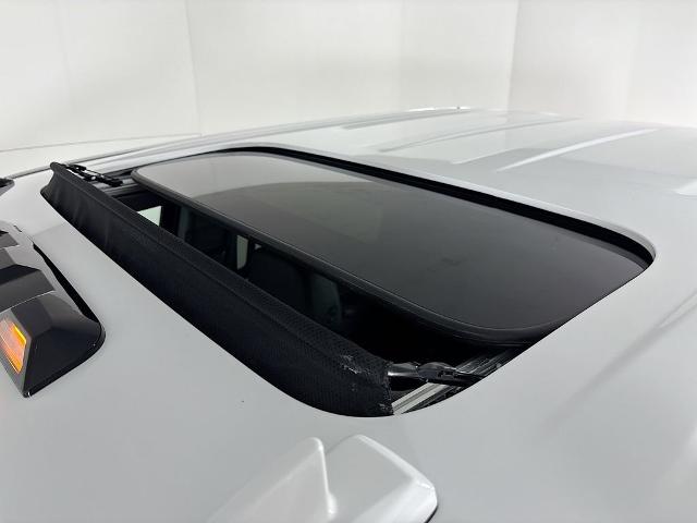 2025 GMC Sierra 3500 HD Vehicle Photo in PUYALLUP, WA 98371-4149