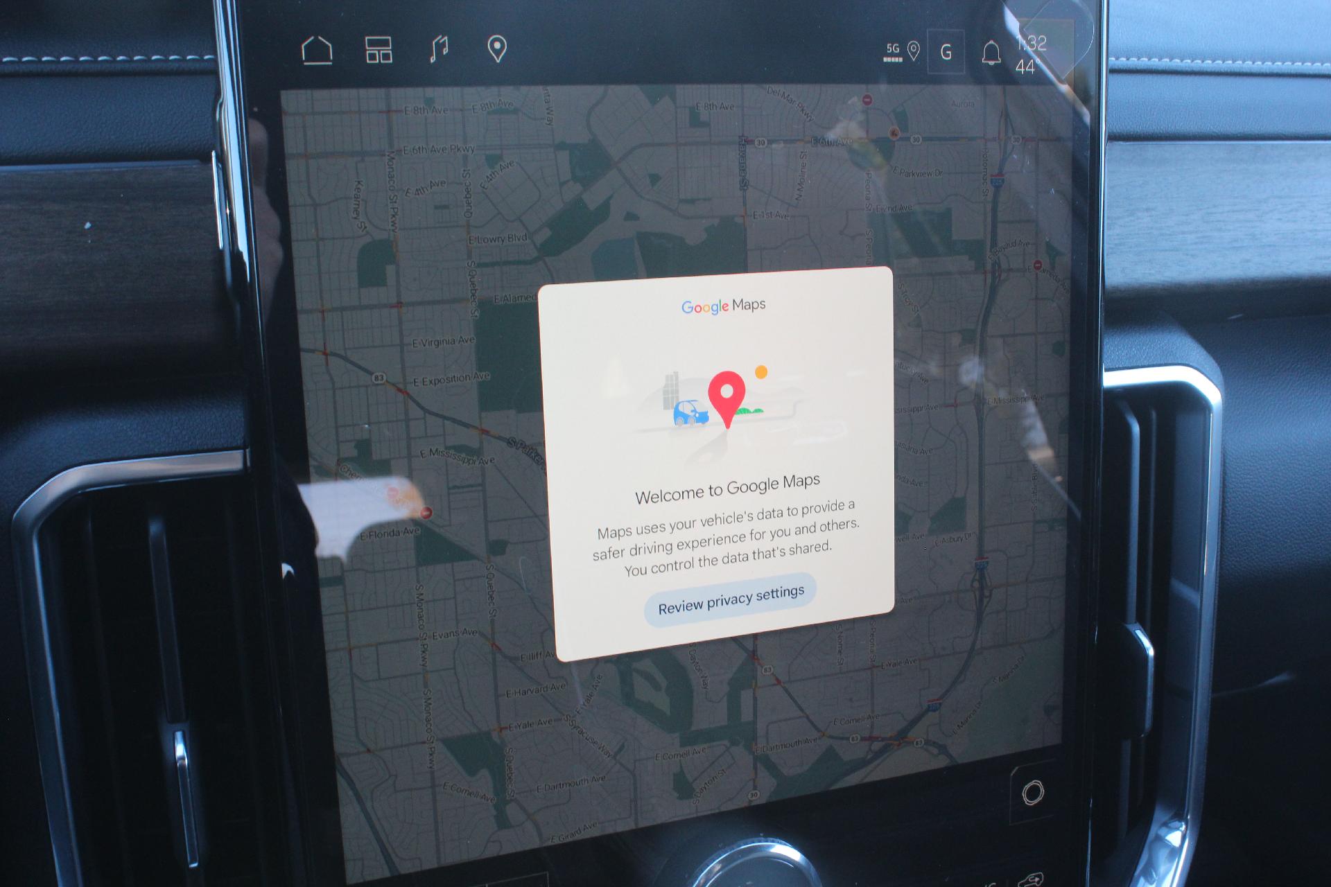 2026 GMC Acadia Vehicle Photo in AURORA, CO 80012-4011