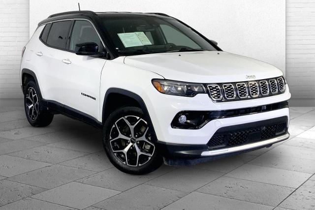 2025 Jeep Compass Vehicle Photo in INDEPENDENCE, MO 64055-1314