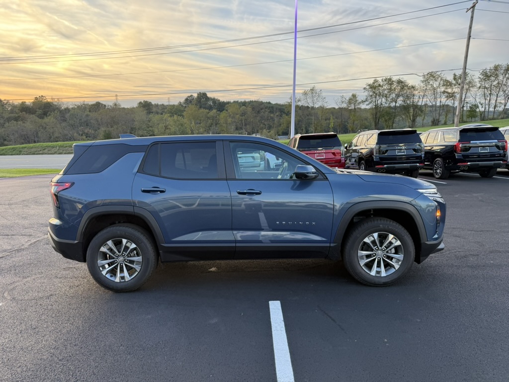 2027 Chevrolet Equinox photo 6 of 20