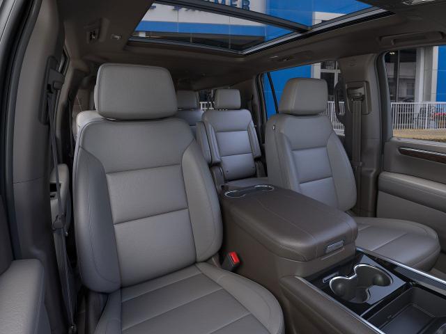 2025 Chevrolet Suburban Vehicle Photo in INDEPENDENCE, MO 64055-1314