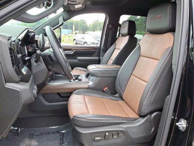 2024 Chevrolet Silverado 3500 HD Vehicle Photo in DANBURY, CT 06810-5034