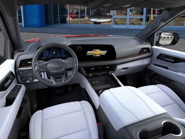 2025 Chevrolet Suburban Vehicle Photo in NEENAH, WI 54956-2243
