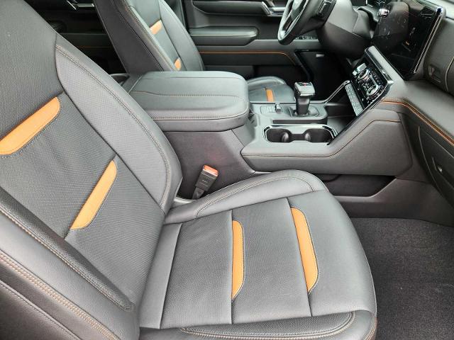 2024 GMC Sierra 1500 Vehicle Photo in DENTON, TX 76210-9321