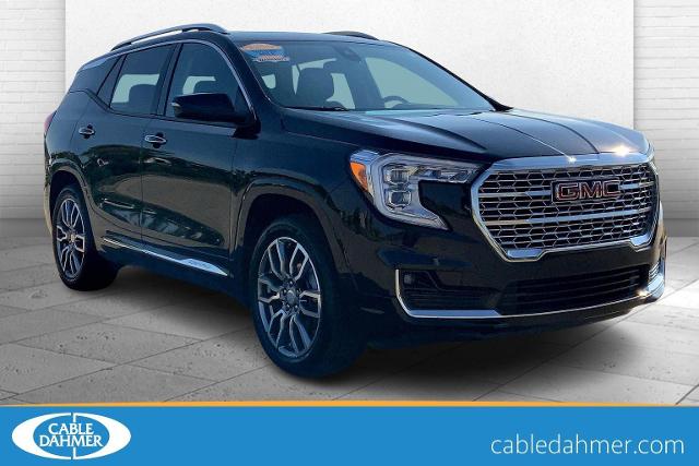 2022 GMC Terrain Vehicle Photo in TOPEKA, KS 66609-0000