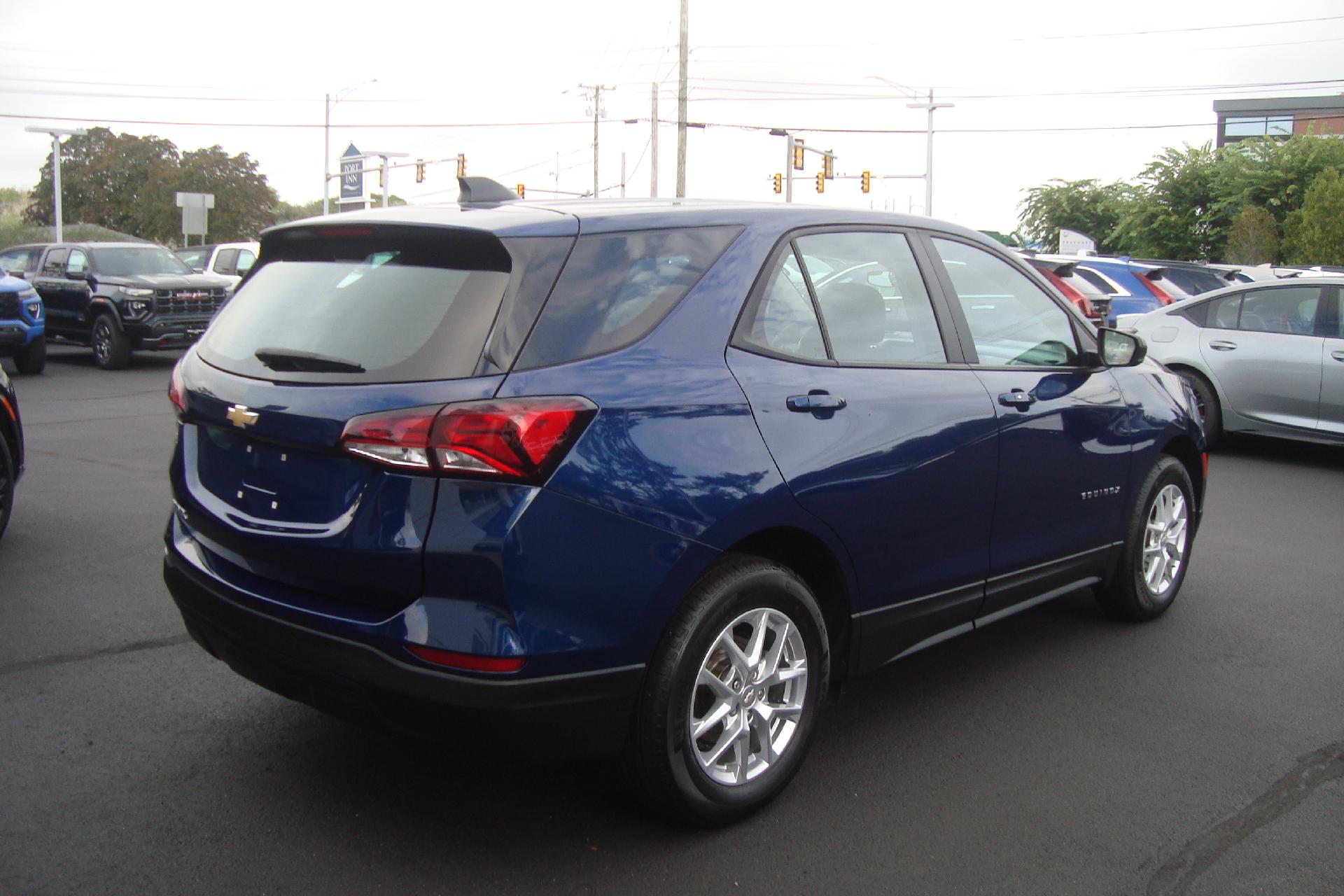2023 Chevrolet Equinox Vehicle Photo in PORTSMOUTH, NH 03801-4196
