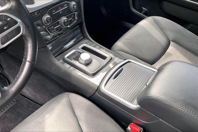 2019 Chrysler 300 Vehicle Photo in INDEPENDENCE, MO 64055-1314