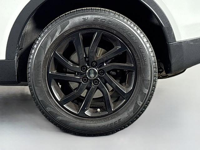 2019 Land Rover Discovery Sport Vehicle Photo in PUYALLUP, WA 98371-4149