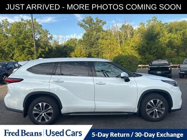 2022 Toyota Highlander Vehicle Photo in Flemington, NJ 08822