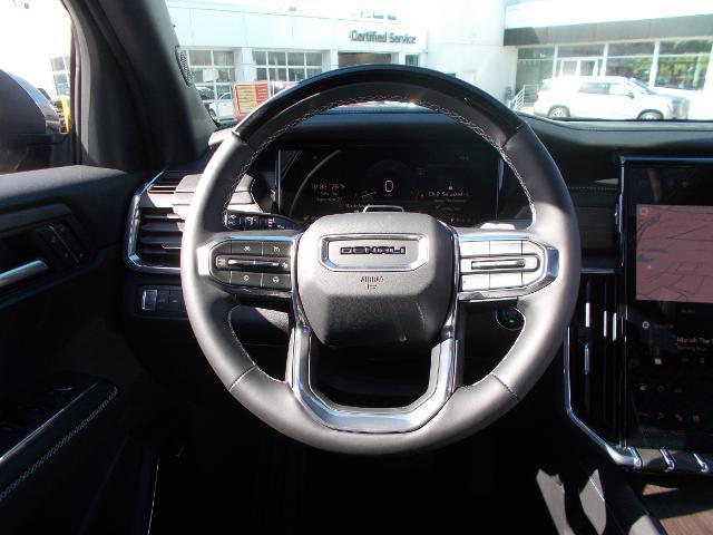 2026 GMC Acadia Vehicle Photo in LOWELL, MA 01852-4336