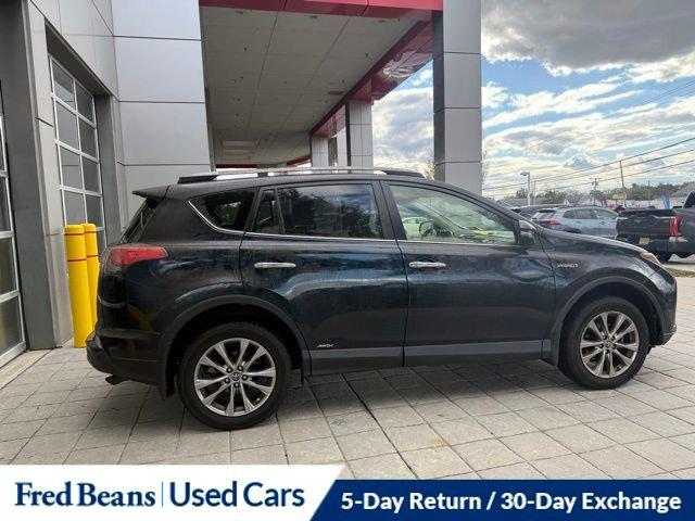 2018 Toyota RAV4 Vehicle Photo in Flemington, NJ 08822